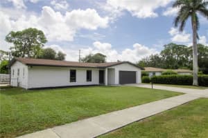 2320 EUCLID AVENUE, SARASOTA, FL 34234 - MLS#MFRA4667448