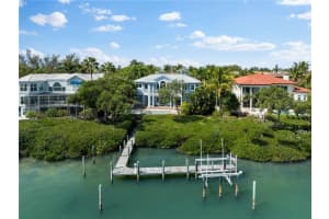 757 HIDEAWAY BAY DRIVE, LONGBOAT KEY, FL 34228 - MLS#MFRA4667459