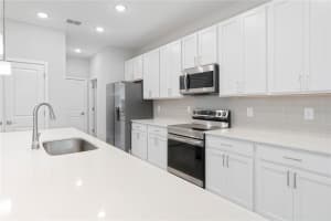 13 34TH PLACE, CAPE CORAL, FL 33991 - MLS#MFRA4667470