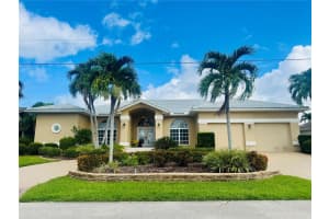 1024 San Mateo Dr, PUNTA GORDA
