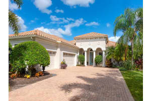 12705 STONE RIDGE PLACE, LAKEWOOD RANCH, FL 34202 - MLS#MFRA4667522