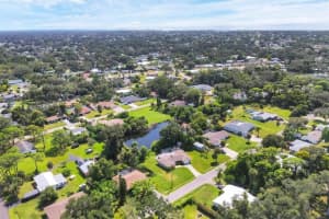 201 DRAGON ROAD, VENICE, FL 34293 - MLS#MFRA4667562