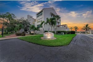 4557 BAY CLUB DRIVE, BRADENTON, FL 34210 - MLS#MFRA4667593