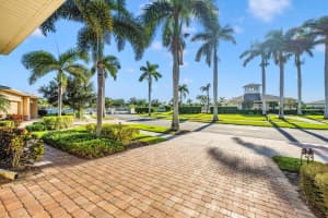 13612 ABERCROMBIE DRIVE, ENGLEWOOD, FL 34223 - MLS#MFRA4667596