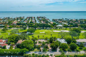 981 LONGBOAT CLUB ROAD, LONGBOAT KEY, FL 34228 - MLS#MFRA4667612