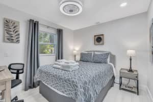 1317 COCOANUT STREET, SARASOTA, FL 34236 - MLS#MFRA4667621