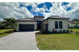 320 Aria Dr, NORTH VENICE