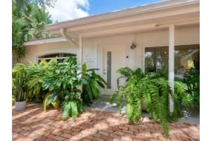 2511 GOLDENROD STREET, SARASOTA, FL 34239 - MLS#MFRA4667666