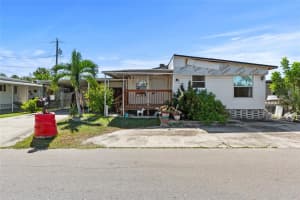 1112 51ST AVENUE DRIVE, BRADENTON, FL 34207 - MLS#MFRA4667686