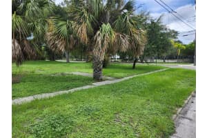 2441 CENTRAL AVENUE, SARASOTA, FL 34234 - MLS#MFRA4667689