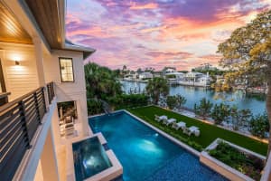 24 POLK DRIVE, SARASOTA, FL 34236 - MLS#MFRA4667696