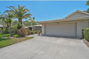 3890 WILSHIRE CIRCLE, SARASOTA, FL 34238 - MLS#MFRA4667700