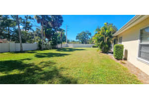 4297 OAKHURST CIRCLE, SARASOTA, FL 34233 - MLS#MFRA4667705