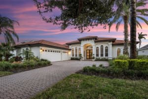 13506 MONTCLAIR PLACE, LAKEWOOD RANCH, FL 34202 - MLS#MFRA4667716