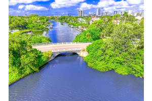 835 OSPREY AVENUE, SARASOTA, FL 34236 Sold 11/10/25