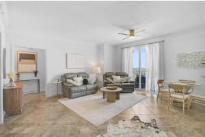 750 TAMIAMI TRAIL, SARASOTA, FL 34236 - MLS#MFRA4667756