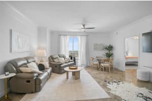 750 TAMIAMI TRAIL, SARASOTA, FL 34236 - MLS#MFRA4667756