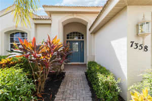 7358 STANHOPE COURT, SARASOTA, FL 34238 - MLS#MFRA4667764