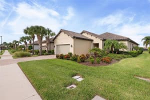 8725 AMARETTO AVENUE, SARASOTA, FL 34238 - MLS#MFRA4667771