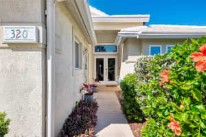 320 BERMUDA COURT, VENICE, FL 34293 - MLS#MFRA4667775