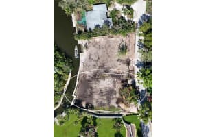 546 FREELING DRIVE, SARASOTA, FL 34242 - MLS#MFRA4667778
