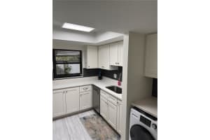 1 WINDRUSH BOULEVARD, INDIAN ROCKS BEACH, FL 33785 - MLS#MFRA4667783