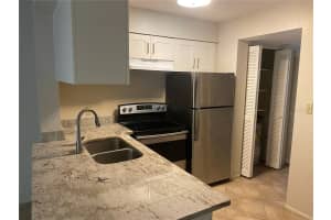 4035 SCHOOL AVENUE, SARASOTA, FL 34231 - MLS#MFRA4667809