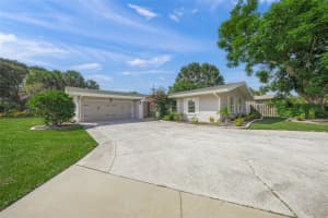 2949 BOUGAINVILLEA STREET, SARASOTA, FL 34239 - MLS#MFRA4667837