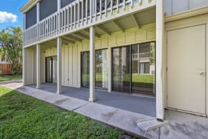 2216 BAHIA VISTA STREET, SARASOTA, FL 34239 - MLS#MFRA4667844