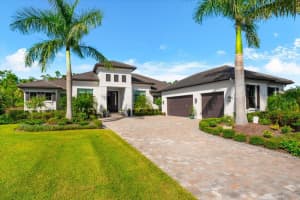 8407 Lindrick Ln, BRADENTON
