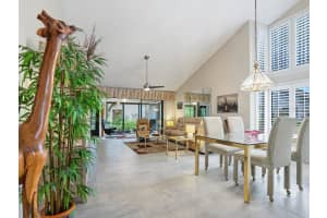 5527 KINGSMERE #36, SARASOTA, FL 34235 Sold 11/21/25