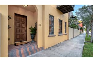 1513 OAK STREET, SARASOTA, FL 34236 - MLS#MFRA4667962