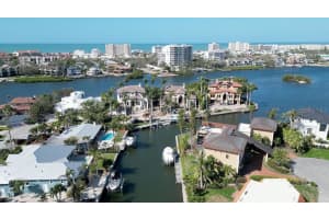 1633 RIDGEWOOD LANE, SARASOTA, FL 34231 Sold 11/14/25