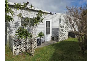 3324 LAUREL OAK WAY, SARASOTA, FL 34237 Sold 12/19/25