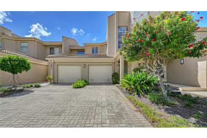 2013 Harbour Links Dr #2013, LONGBOAT KEY