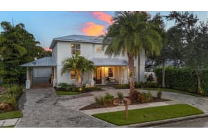 1815 GROVE STREET, SARASOTA, FL 34239 - MLS#MFRA4668085