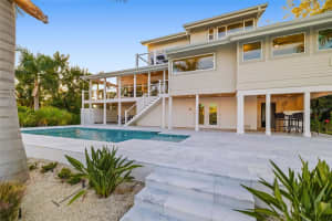 225 LITTLE POND LANE, SARASOTA, FL 34242 - MLS#MFRA4668094