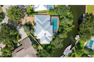 1887 BUCCANEER CIRCLE, SARASOTA, FL 34231 - MLS#MFRA4668095