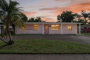 2415 19TH STREET, BRADENTON, FL 34208 - MLS#MFRA4668097
