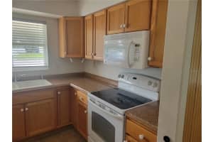 362 MCARTHUR AVENUE, SARASOTA, FL 34243 - MLS#MFRA4668130