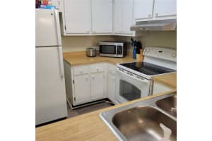 3275 BENEVA ROAD, SARASOTA, FL 34232 - MLS#MFRA4668146