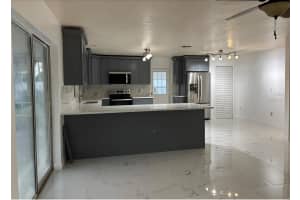 6820 26TH STREET, BRADENTON, FL 34207 - MLS#MFRA4668150