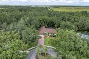 8704 MISTY CREEK DRIVE, SARASOTA, FL 34241 - MLS#MFRA4668151