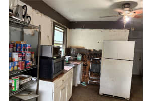 5617 OLIVE AVENUE, SARASOTA, FL 34231 - MLS#MFRA4668154