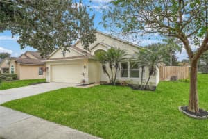 1212 LAKE SHORE RANCH DRIVE, SEFFNER, FL 33584 - MLS#MFRA4668178