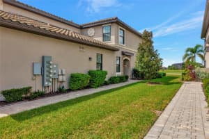 6056 WORSHAM LANE, LAKEWOOD RANCH, FL 34211 - MLS#MFRA4668180
