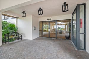 5400 EAGLES POINT CIRCLE, SARASOTA, FL 34231 - MLS#MFRA4668182