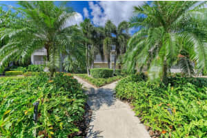 9320 CLUBSIDE CIRCLE, SARASOTA, FL 34238 - MLS#MFRA4668188