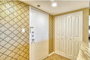 1125 PEPPERTREE DRIVE, SARASOTA, FL 34242 - MLS#MFRA4668225