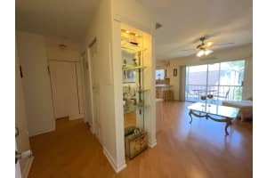 3810 37TH STREET, ST PETERSBURG, FL 33711 - MLS#MFRA4668237